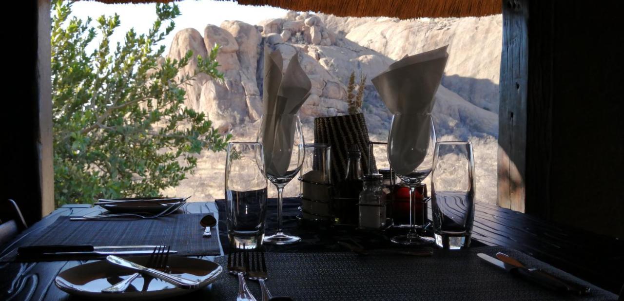 Ondudu Safari Lodge Omaruru Eksteriør bilde