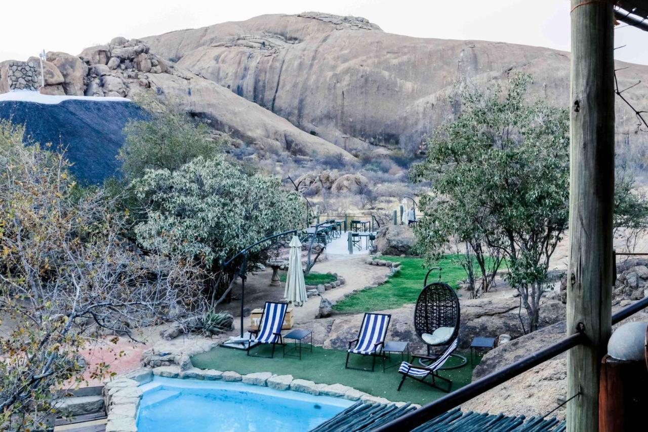 Ondudu Safari Lodge Omaruru Eksteriør bilde